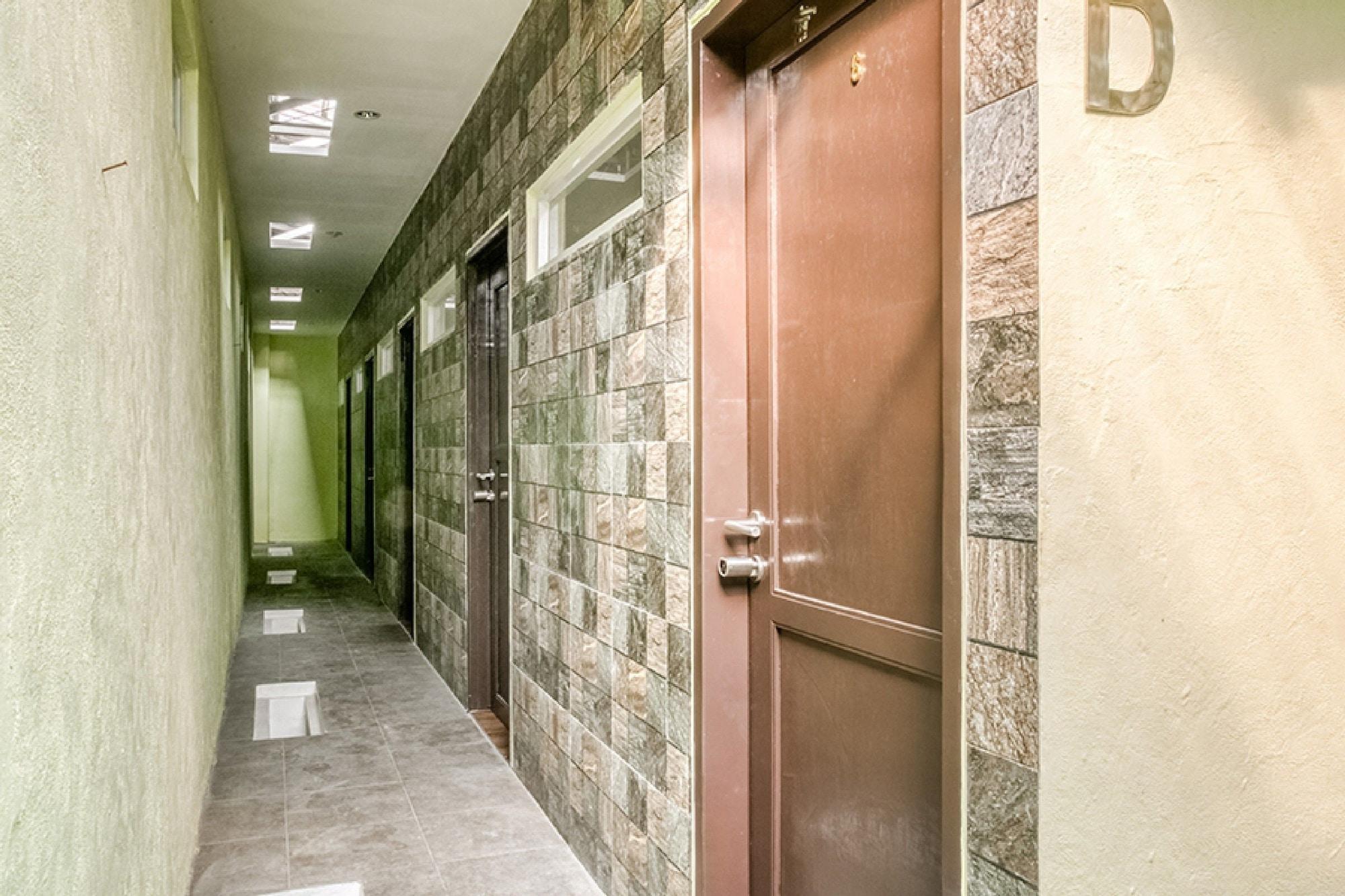 Reddoorz @ Panglima Polim 2 Hotel Jakarta Bagian luar foto